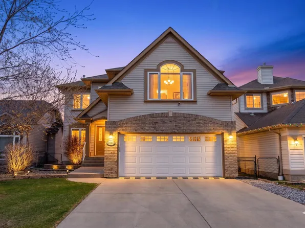 1044 Barnes Way SW, Edmonton, AB T6W 1E4