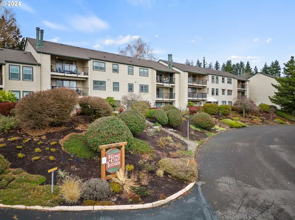 12649 SW Prince Edward Ct APT C, Portland, OR 97224