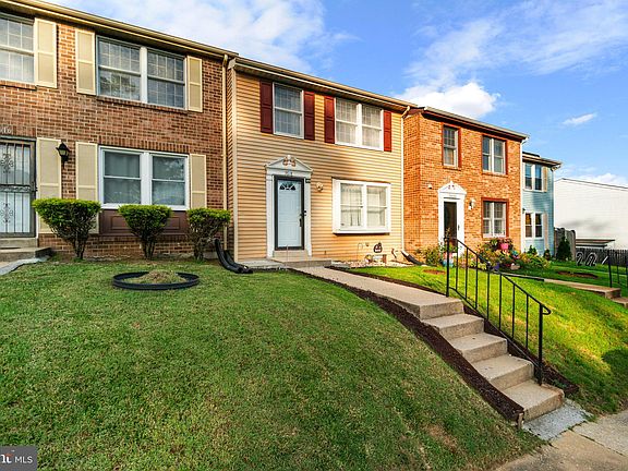 2nd image of 7618 Green Willow Ct