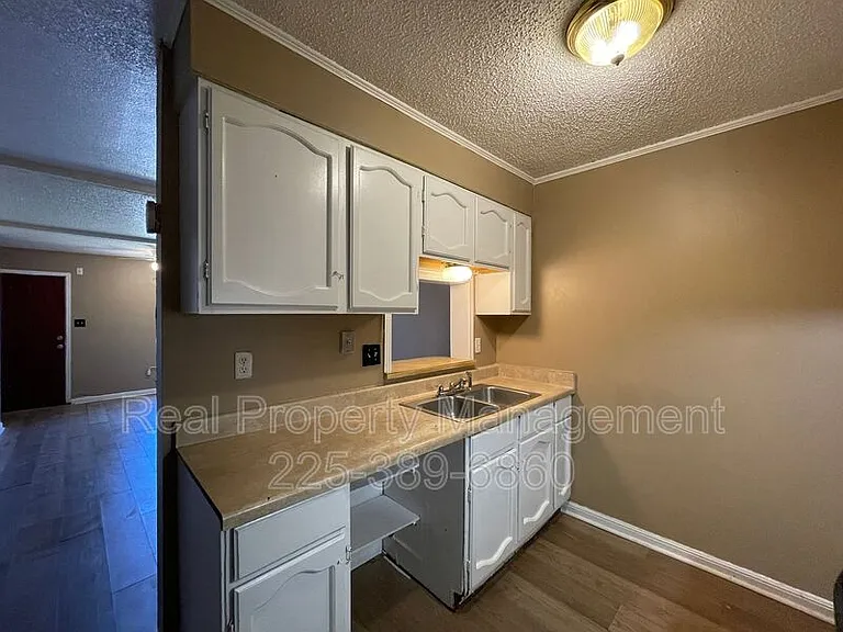 750 Hospital Rd #P-3 — Photo 9