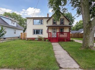 1128 Saint Lawrence Ave, Beloit, WI 53511