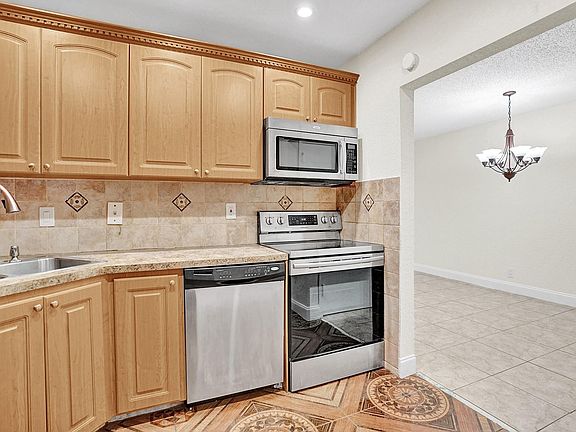 4th image of 3123 Oakland Shores Drive #D206