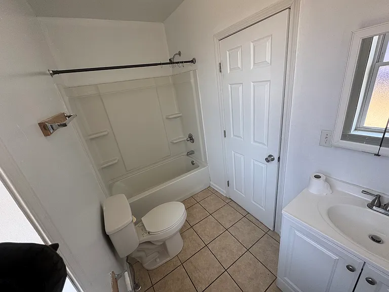 1506 Colwell St #2 — Photo 6