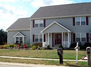 7898 Court Ridge Ln, Fairborn, OH 45324