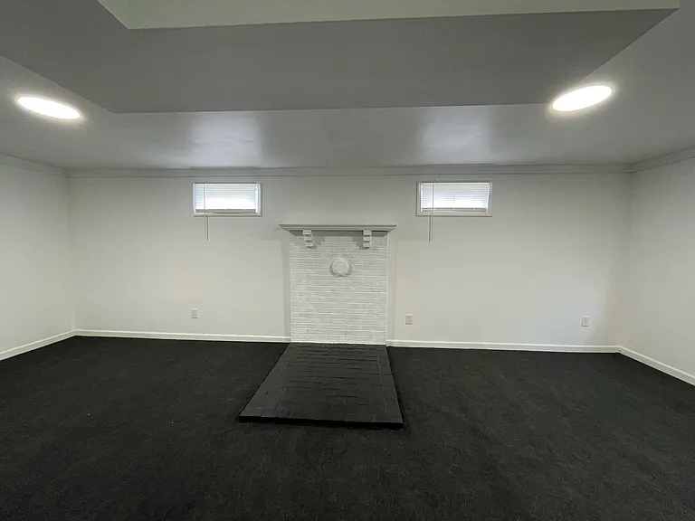 5900 Edgewood Ave — Photo 15