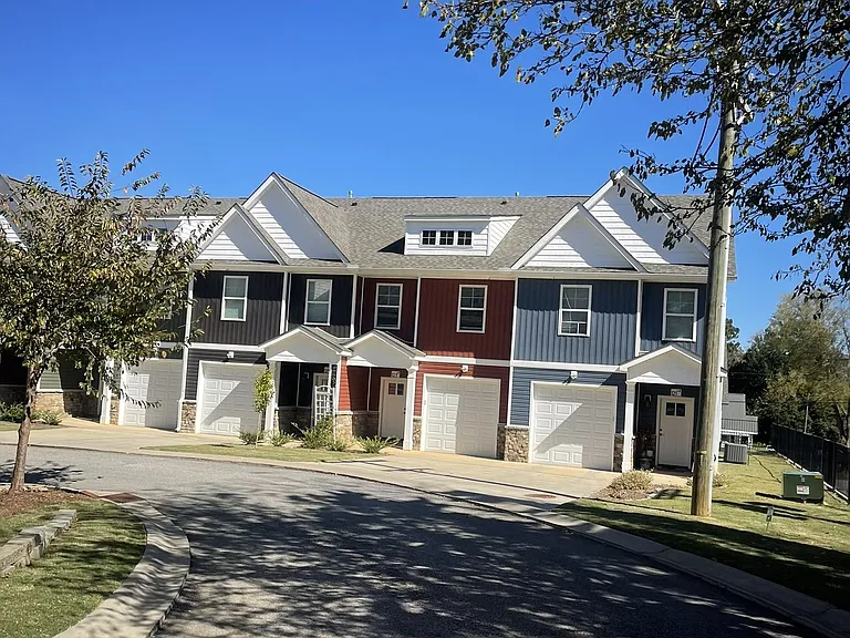 Townes at Converse Luxury Townhomes — Photo 61