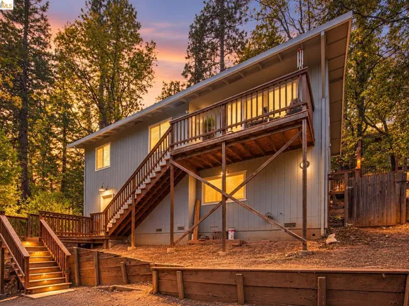 24064 Broken Bit Rd, Sonora, CA 95370