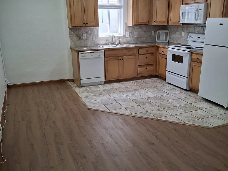 317 W Mulberry St #5 — Photo 7
