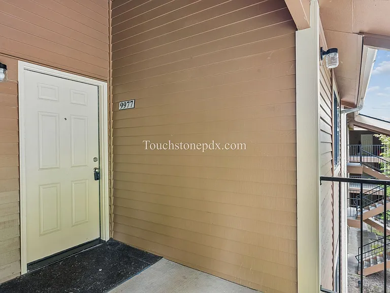 9977 SE Talbert St — Photo 2
