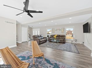 37 Sumac Ct, Newark, DE 19702