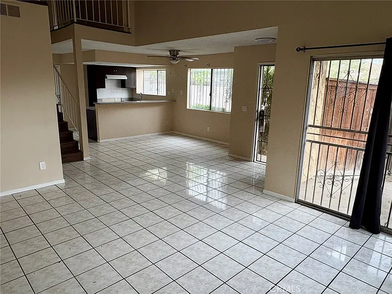 16650 Terrace Ln — Photo 3