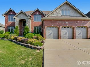 10900 Scarlet Dr, Orland Park, IL 60467