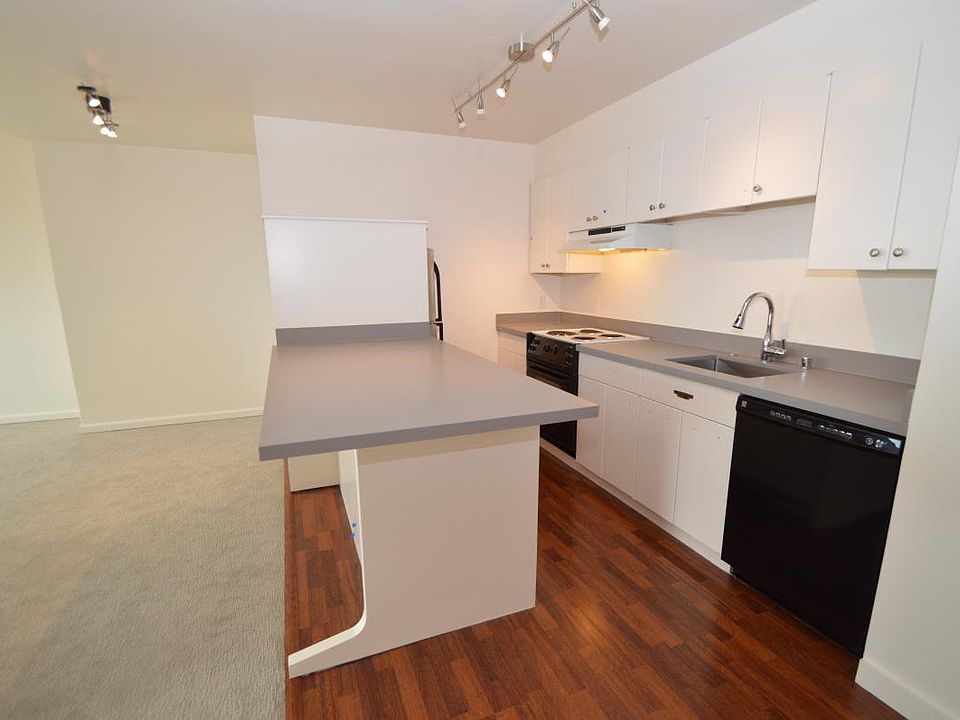 1st image of 1001 Pine St Unit 1406