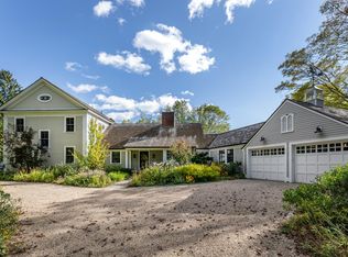 4 Juniper Ledge Ln, Lakeville, CT 06039