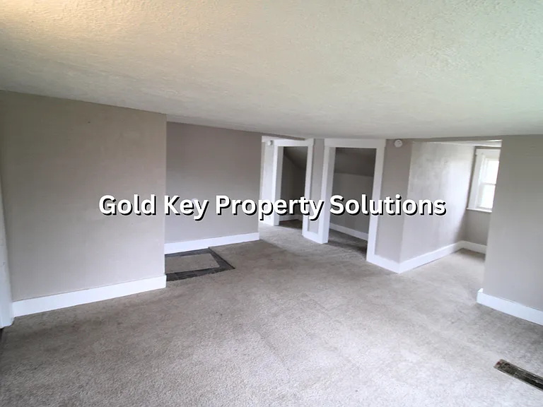 2820 Fairview St Anderson, IN 46016-5055 — Photo 10