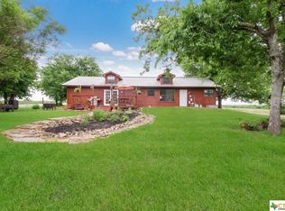 2300 Wade Rd, Kingsbury, TX 78638