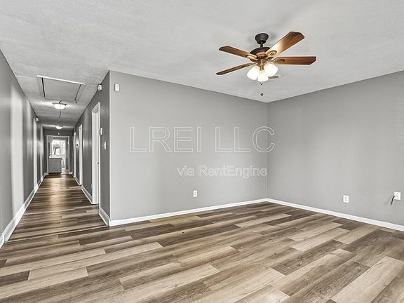 2nd image of 2931 Virginia Ave