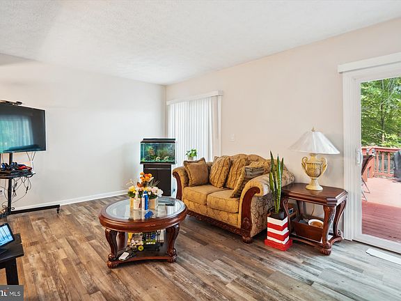 5th image of 9603 Donnan Castle Ct