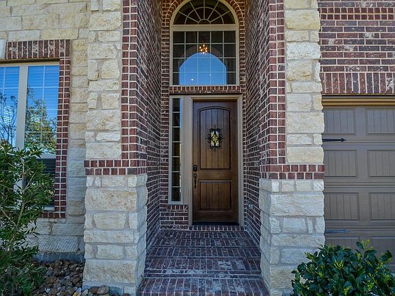 3rd image of 27603 Lodgemist Ct