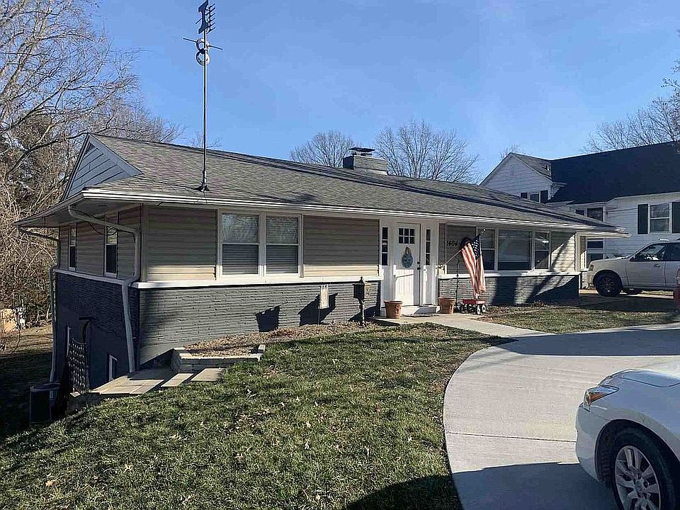 1st image of 2404 W Main St