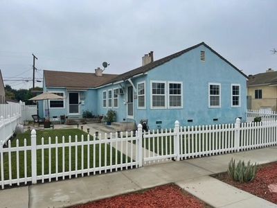 2420 Termino Ave, Long Beach, CA, 90815