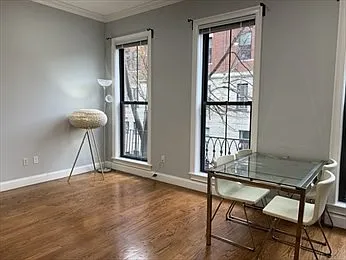 Building Photo - 83 W Brookline St #2
