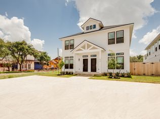 400 Live Oak St, College Station, TX 77840