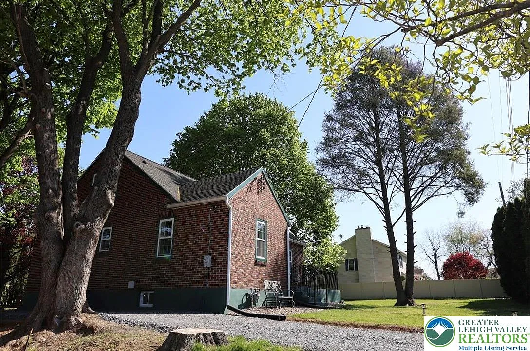Building Photo - 1601 Lieb Rd