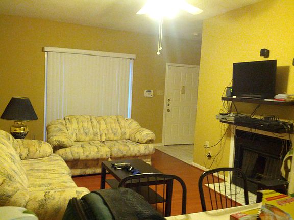 2nd image of 2121 El Paseo St APT 2101