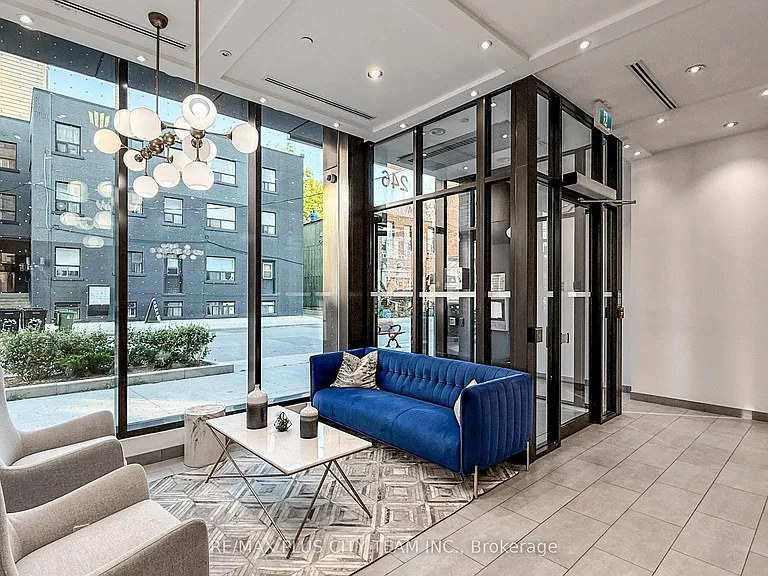 246 Logan Ave #309 — Photo 16