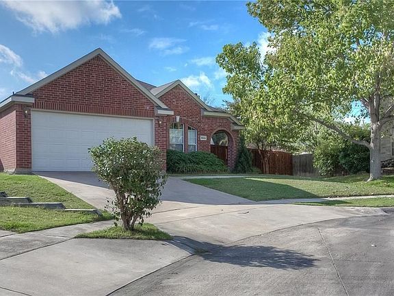 3rd image of 8624 Scotts Bluff Ct