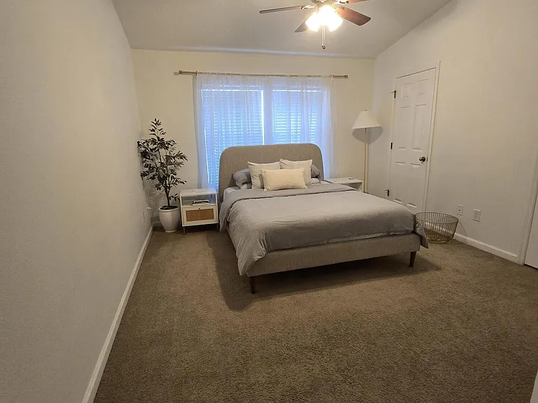 13035 Sunset Lake Dr — Photo 10