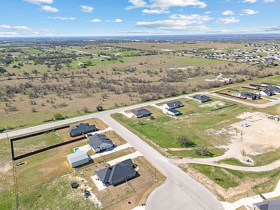 4th image of 134 Stone Canyon Dr