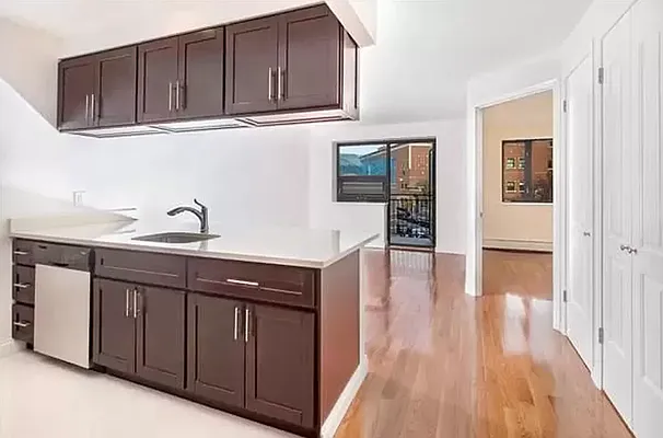 Rented by REAL New York | media 47