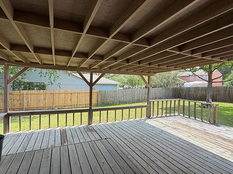 7728 Manassas Dr — Photo 12