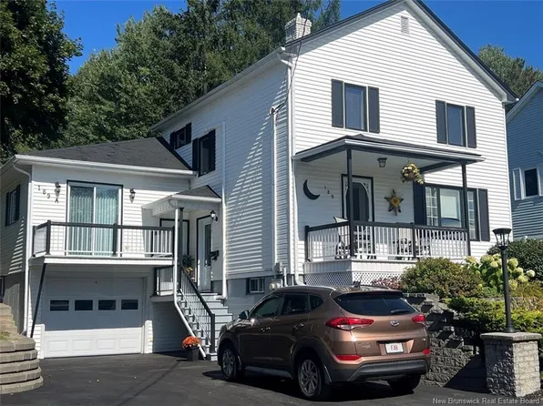 189 Martin St, Edmundston, NB E3V 2N6