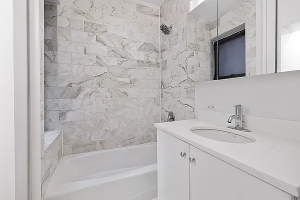 Rented by Dalan Rentals | media 10