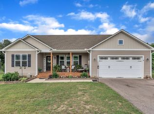 272 W Gennessee Dr, Zebulon, NC 27597