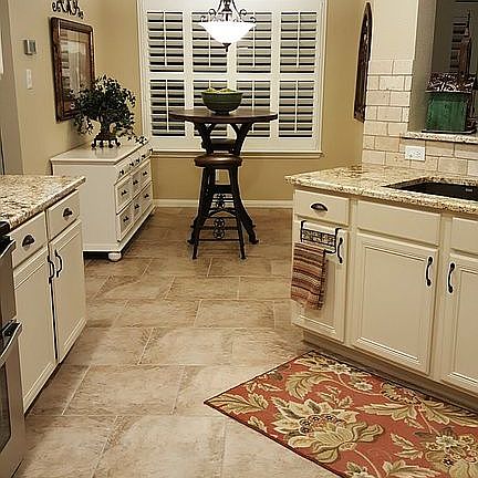 Breakfast Nook/Kitchen