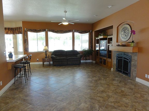 5th image of 206 Mifflen Ct