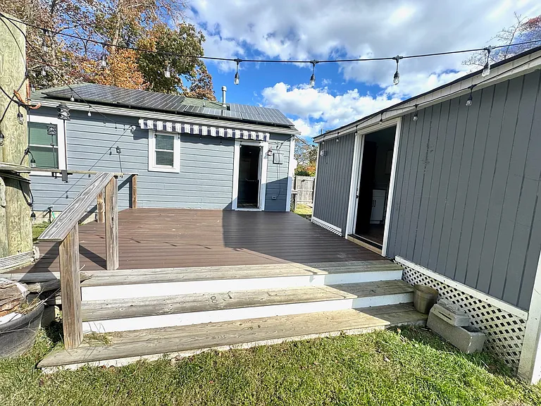 Sheridan Dr — Photo 2