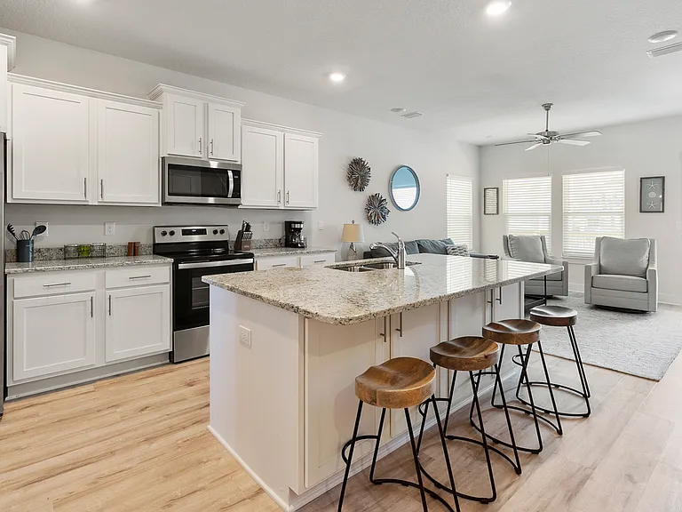 14334 Gardenglen Dr — Photo 4