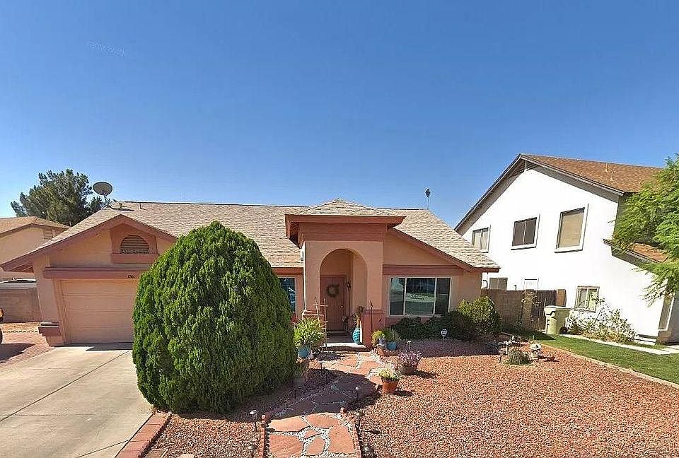 2nd image of 8961 W Tuckey Ln