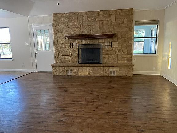 4th image of 973 County Road 337