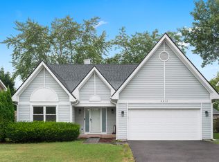 5317 Cypress Cir, Gurnee, IL 60031
