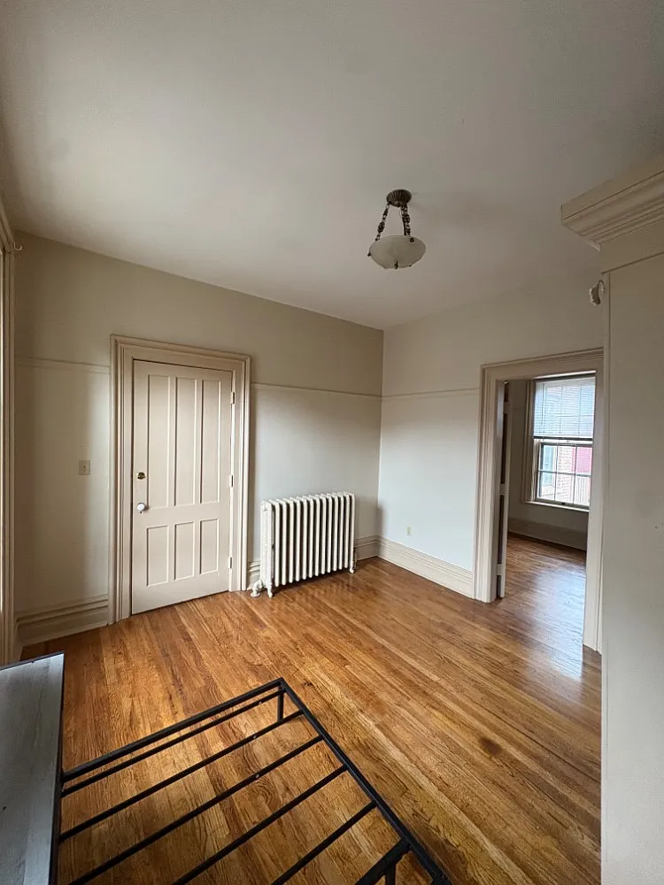 1 bed, 1600 sqft, $2,600 — Photo 3