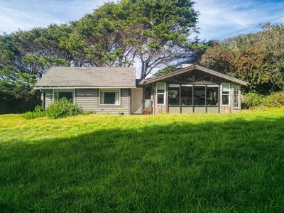 16750 Highway 101 N, Smith River, CA, 95567