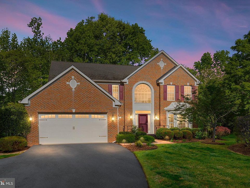 1st image of 7586 Easton Club Dr