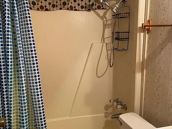 3rd image of 3315 E Main St #8