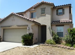 1096 Marigold Dr, Perris, CA 92571
